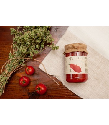 Barattolo di pomodori pelati San Marzano 300 Gr